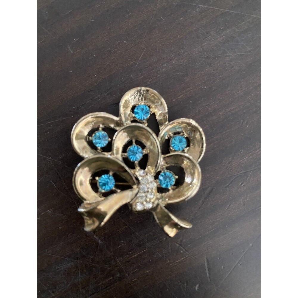 Bow BROOCH Costume Jewelry Rhinestone Gold Tone Unmarked Pin Vintage Floral